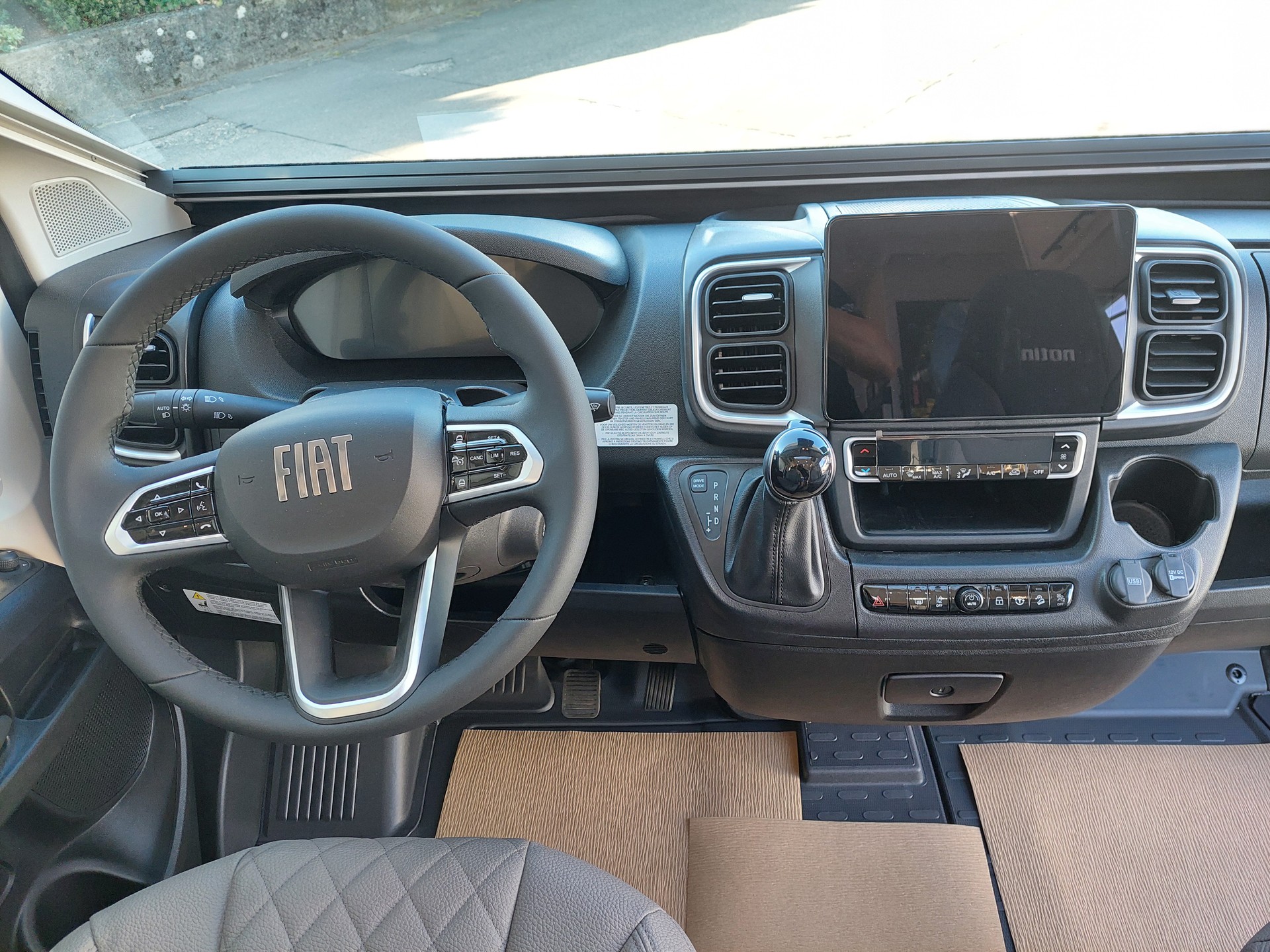 NOTIN FIAT PROGRESS MALAGA CF 2027-image-13