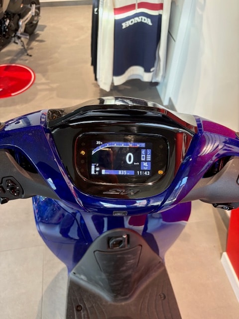 HONDA SH 125 +-image-8