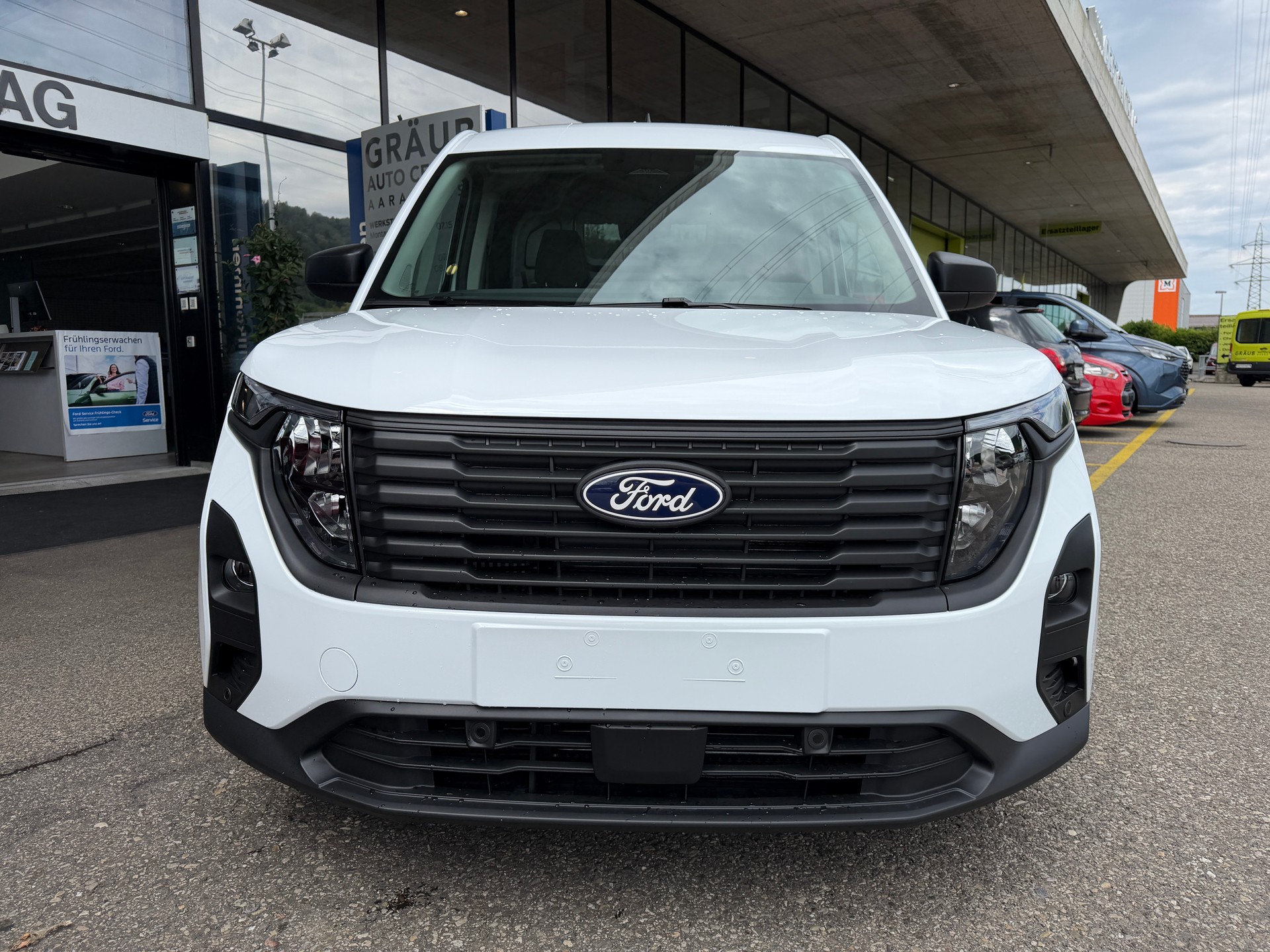 FORD Transit Courier Van 1.0 EcoBoost Trend Automat-showroom-element-1