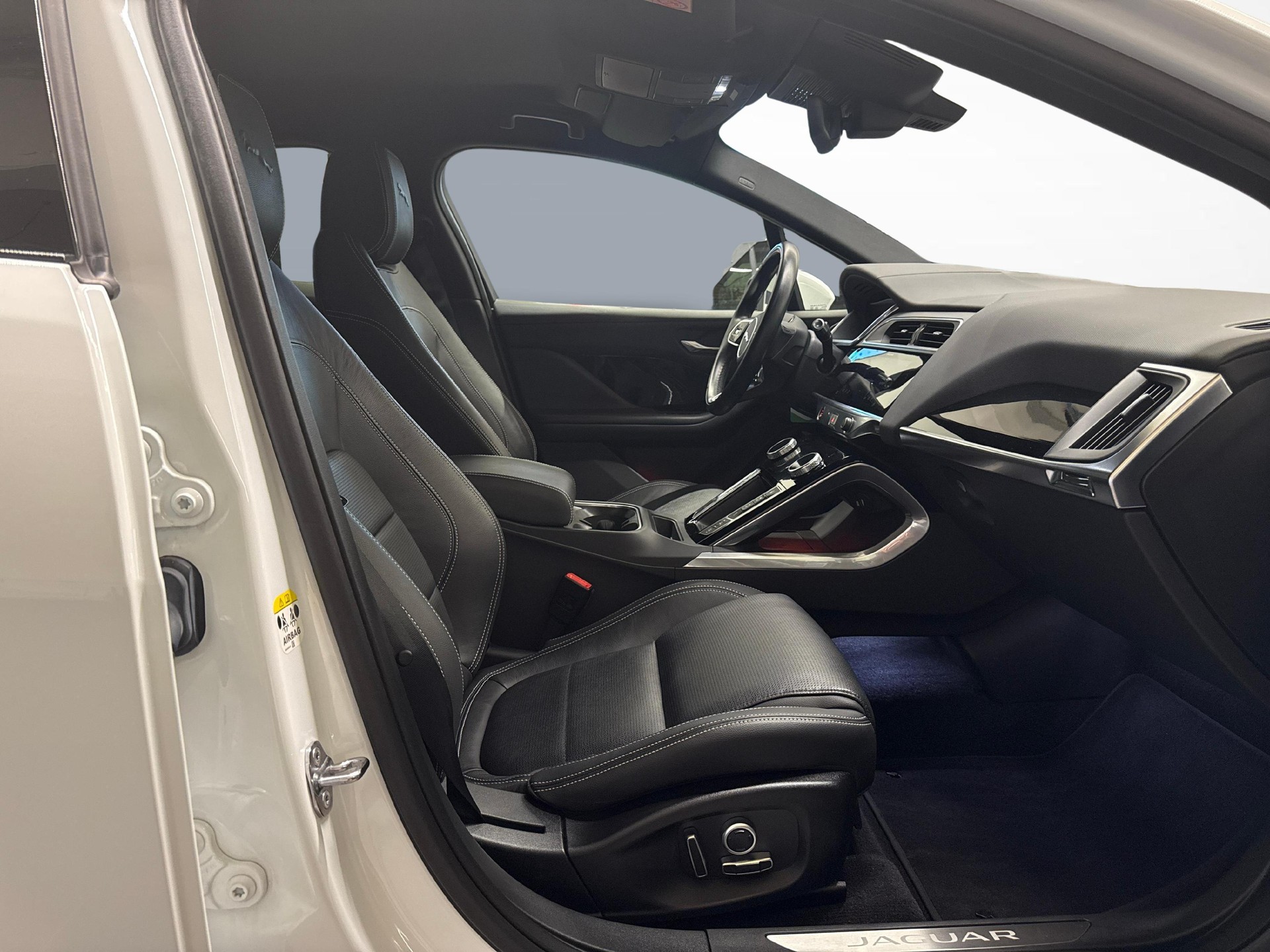 JAGUAR I-Pace EV400 SE AWD - Pneumatici invernali inclusi-image-10