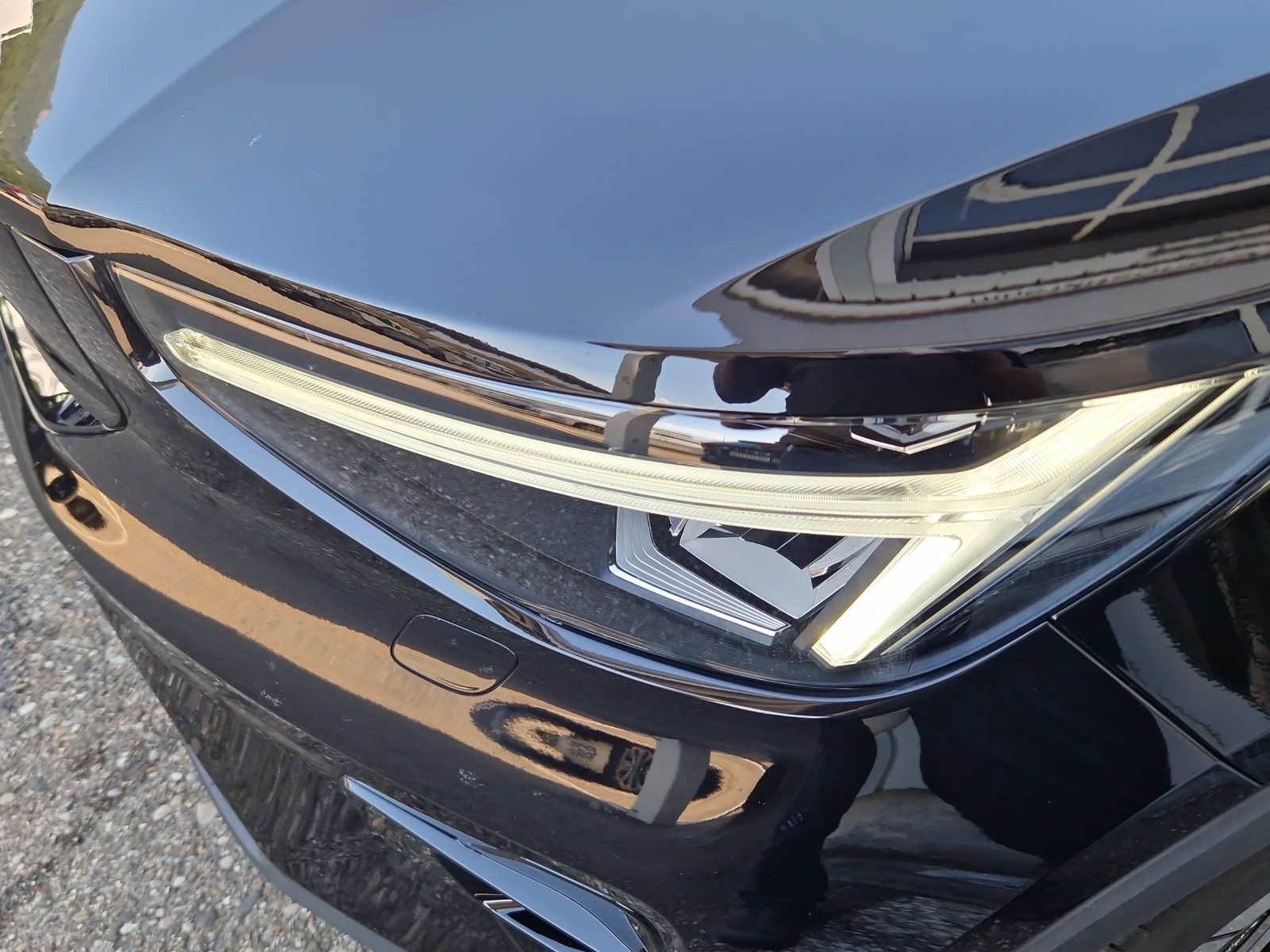 VOLVO XC40 P8 Twin Ultimate AWD-image-8