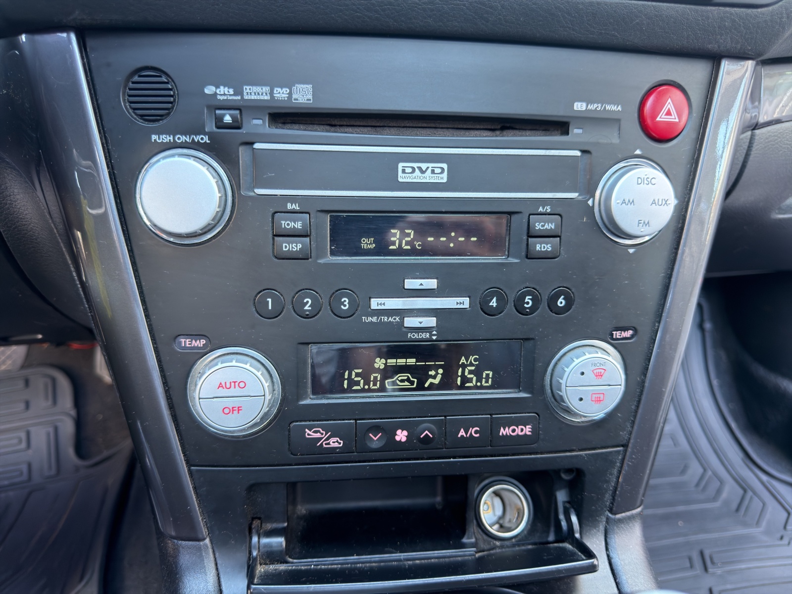 SUBARU Outback 2.0D AWD Limited-image-15