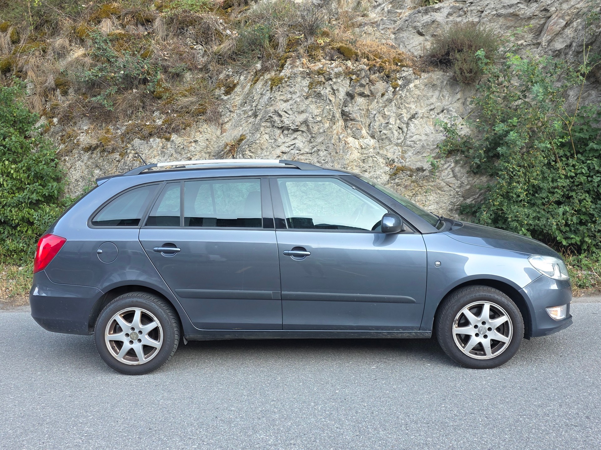 SKODA Fabia 1.2 TSI Elegance-image-7