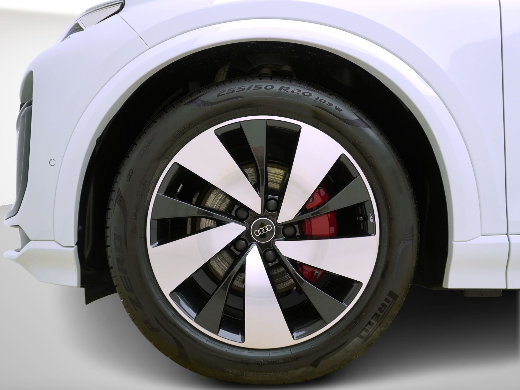 AUDI Q6 e-tron S line quattro **Audi Werksgarantie bis 03/2031**-image-6
