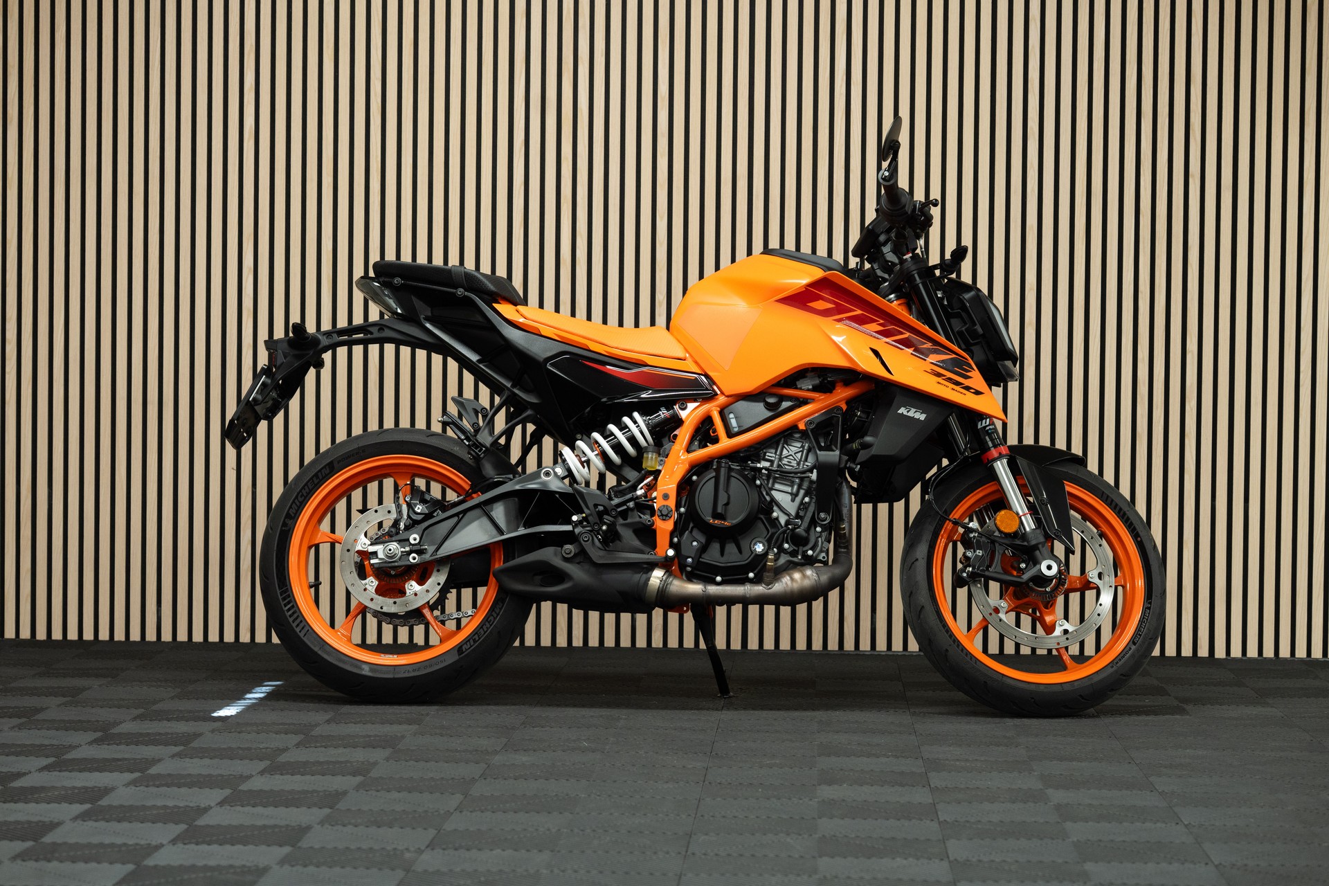 KTM 390 Duke-image-0