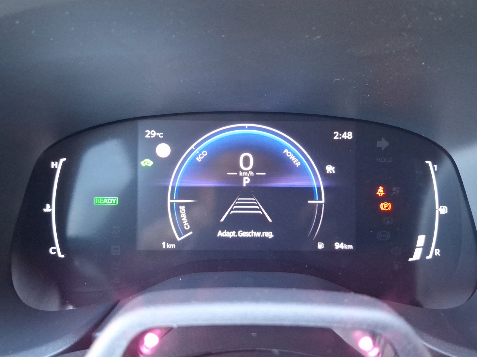 TOYOTA Aygo X 1.5 VVT-i HSD Style-image-14