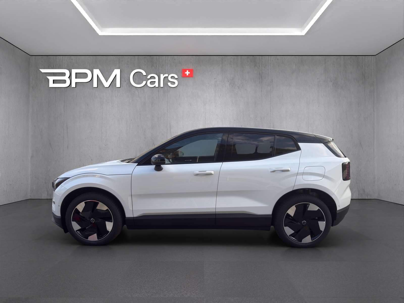 VOLVO EX30 P8 69 kWh AWD Ultra-showroom-element-1
