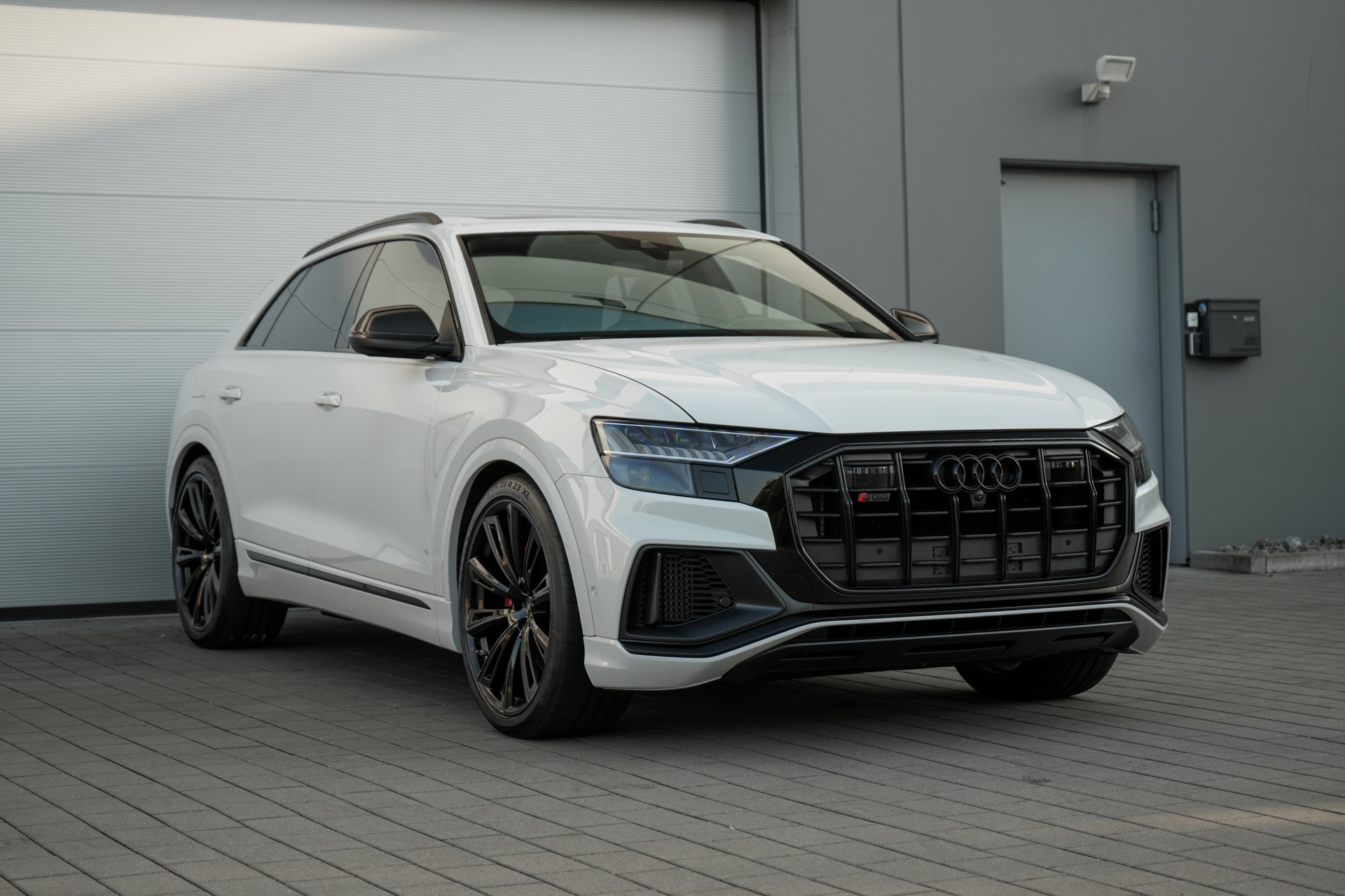 AUDI SQ8 Competition TFSI quattro tiptronic-showroom-element-2