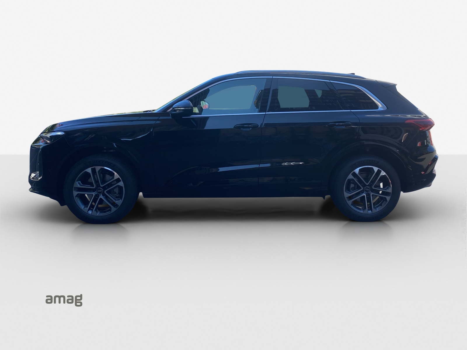 AUDI Q5 TDI quattro 150 kW S-tronic-showroom-element-1
