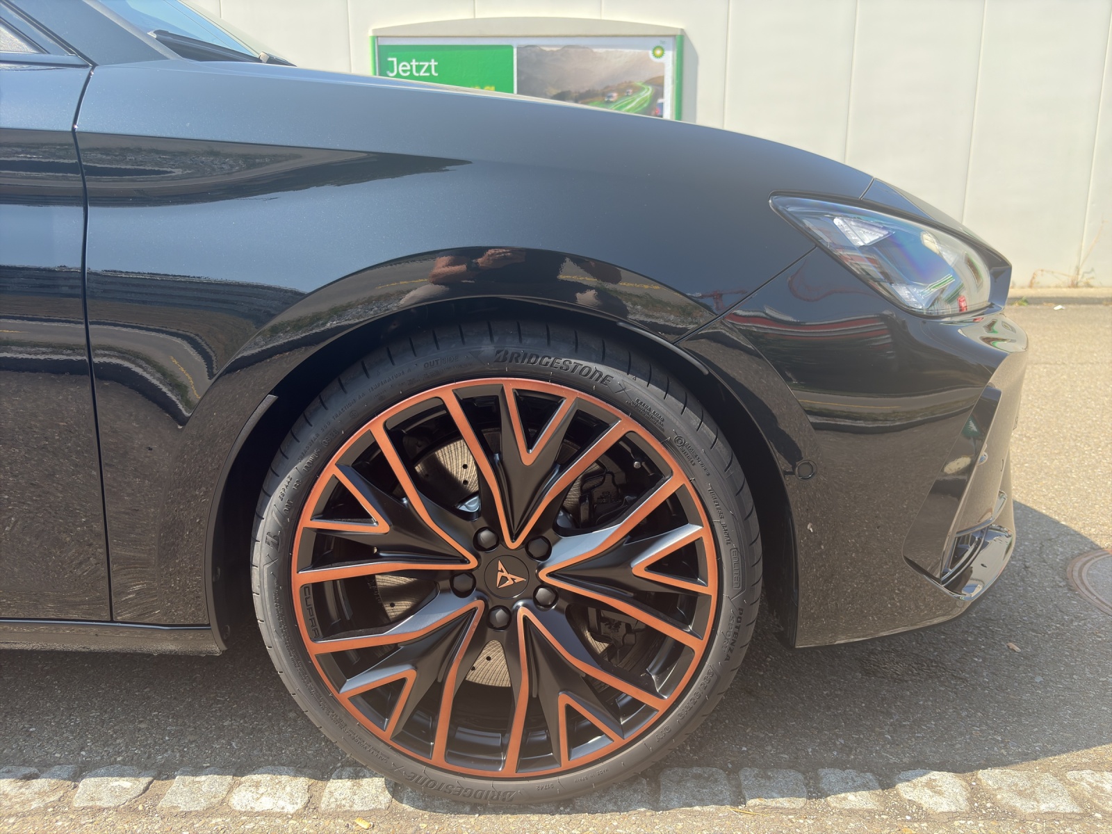 CUPRA Leon ST 2.0 TSI 333 VZ 4Drive DSG-image-16