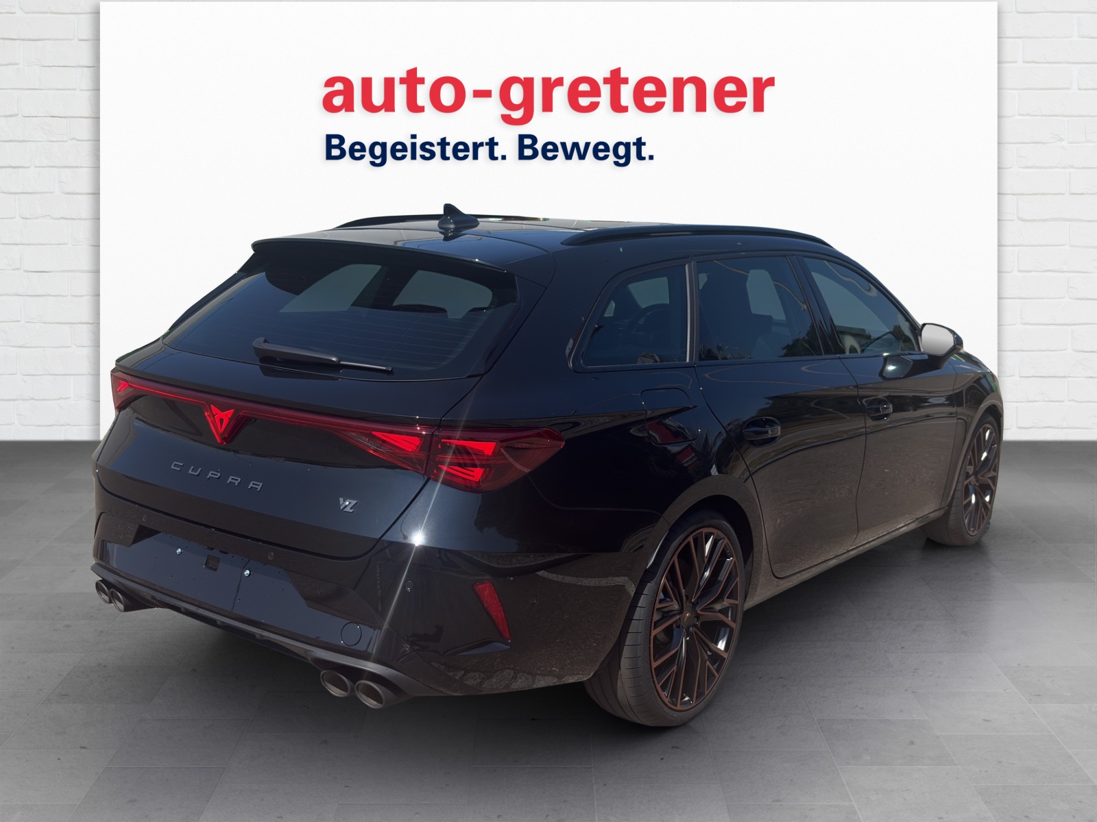 CUPRA Leon ST 2.0 TSI 333 VZ 4Drive DSG-showroom-element-2