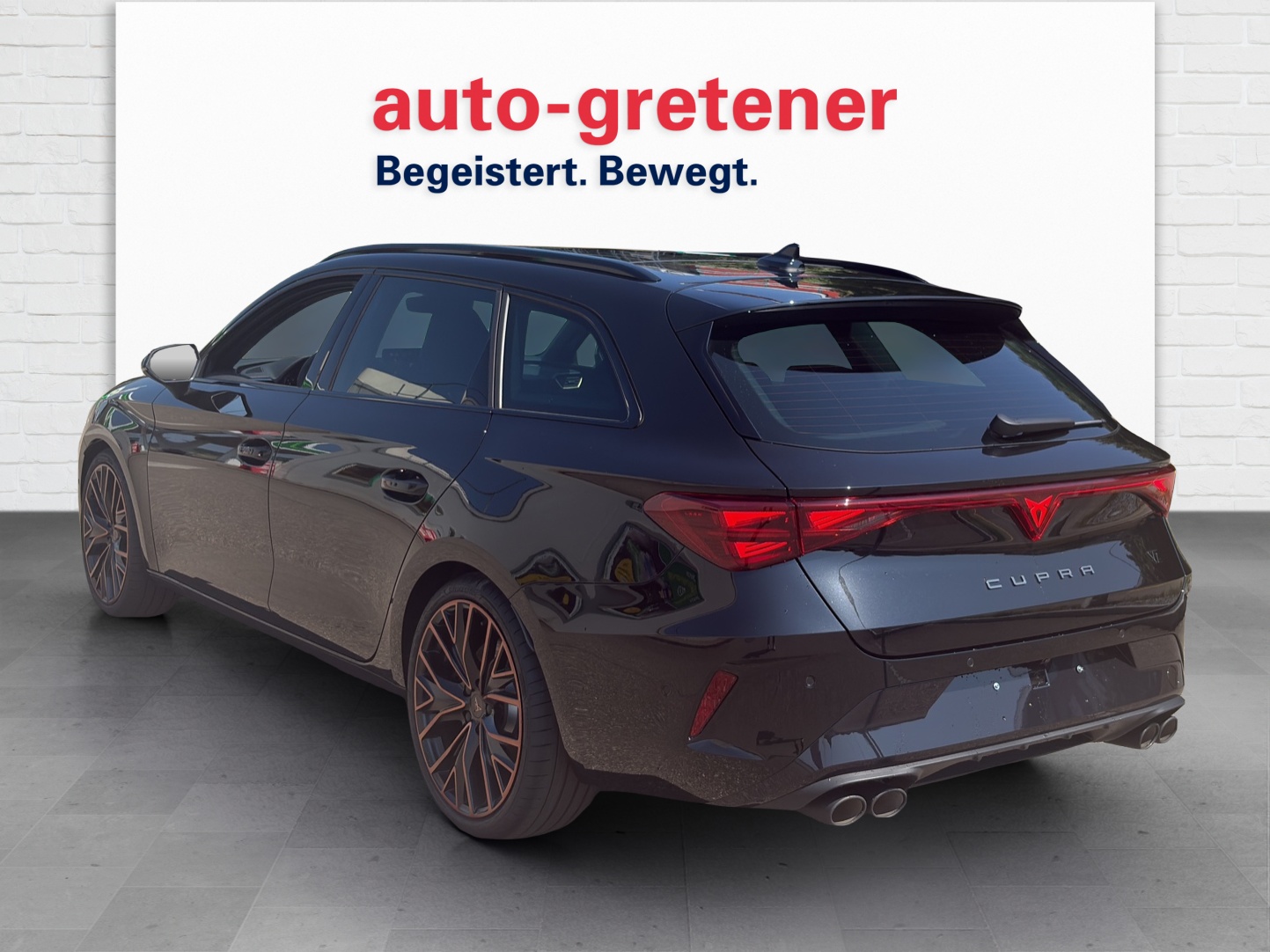 CUPRA Leon ST 2.0 TSI 333 VZ 4Drive DSG-showroom-element-1