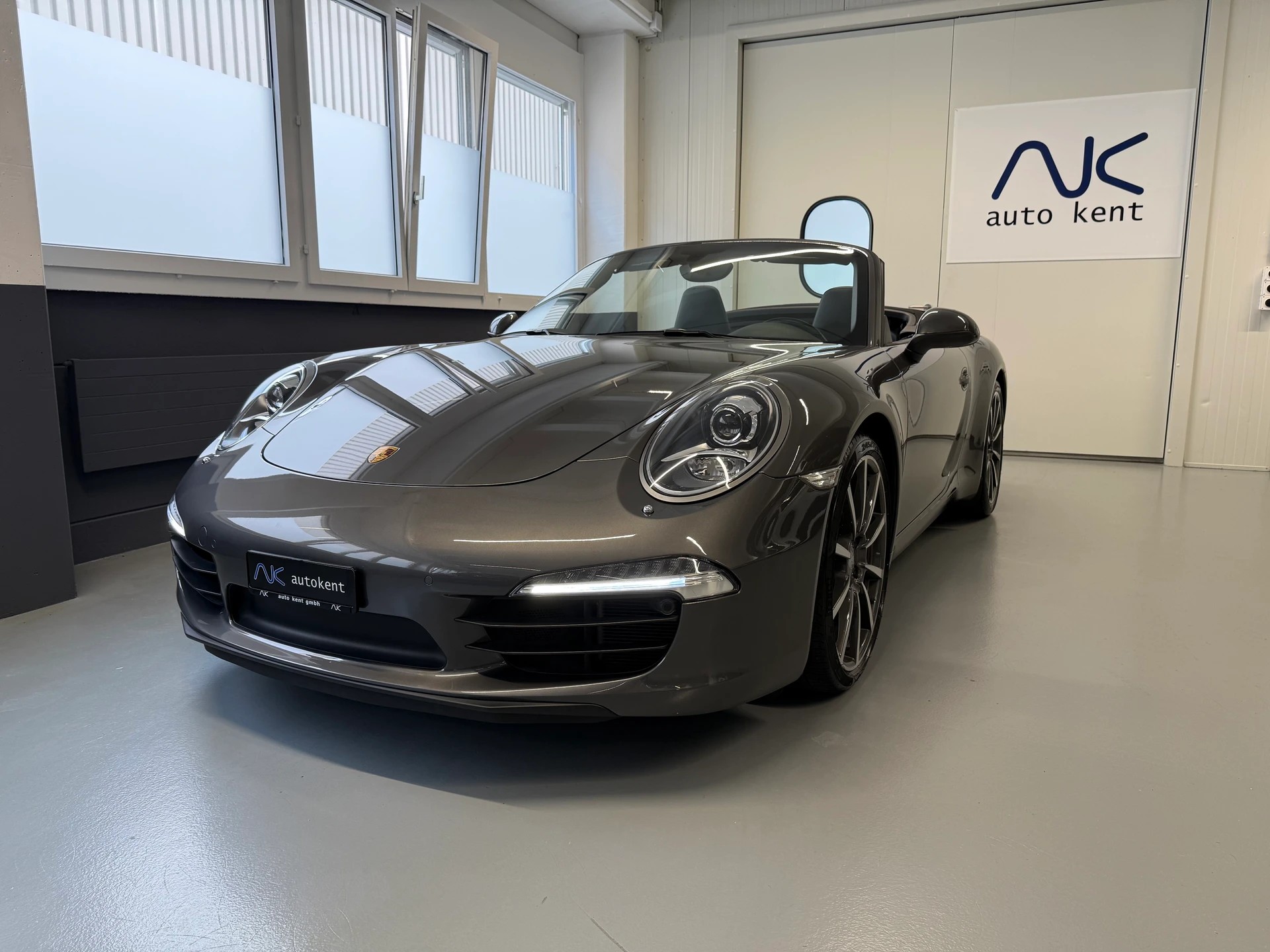 PORSCHE 911 Cabrio Carrera S PDK