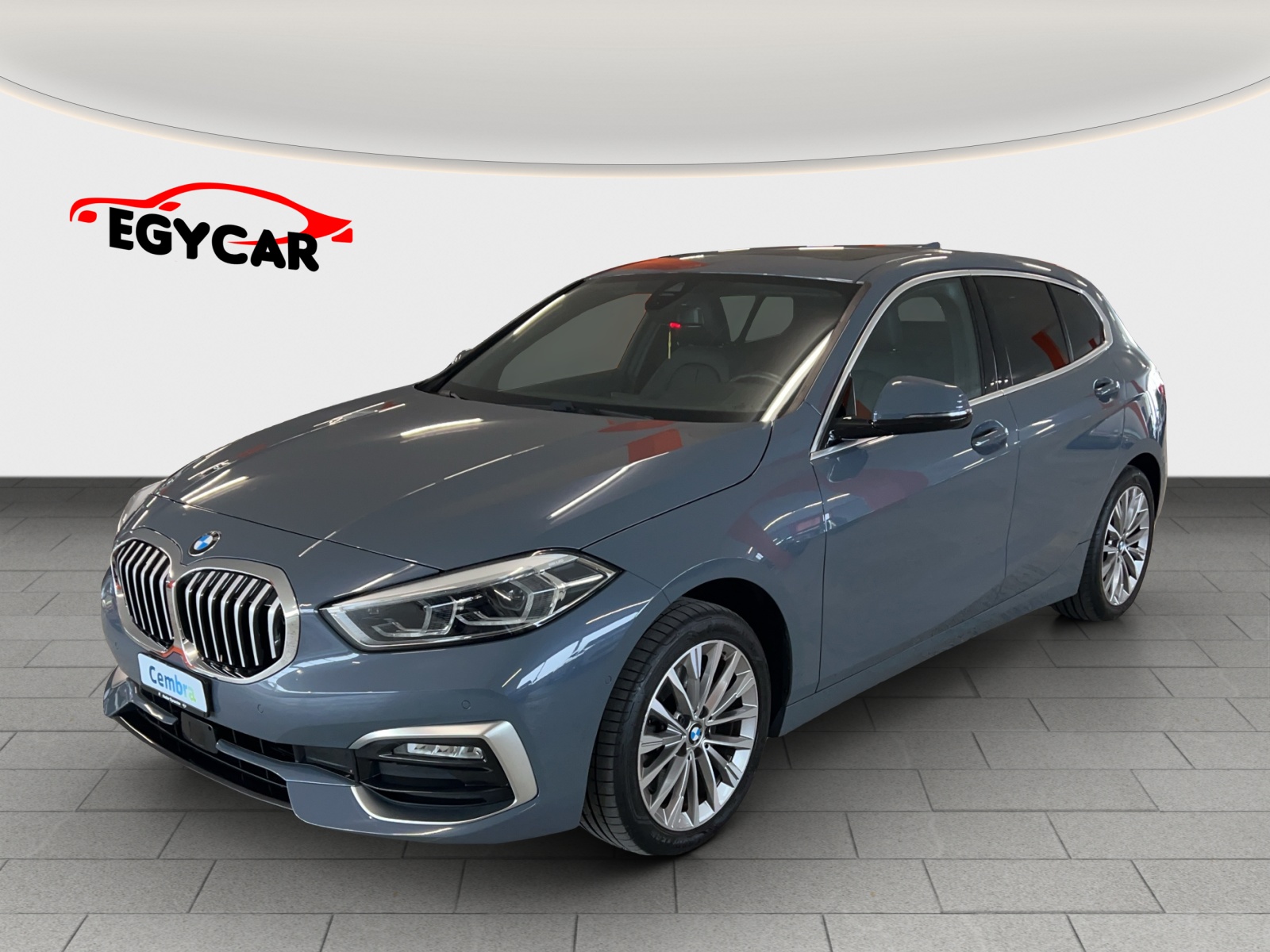 BMW 120d xDrive Steptronic Luxury Line-showroom-element-2