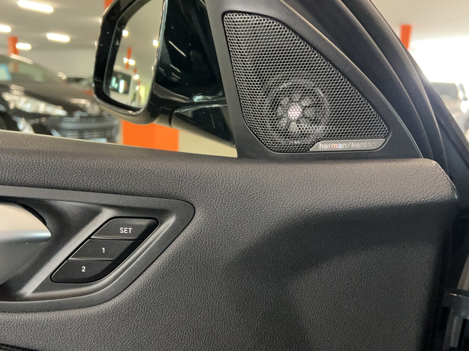 BMW 120d xDrive Steptronic Luxury Line-image-20