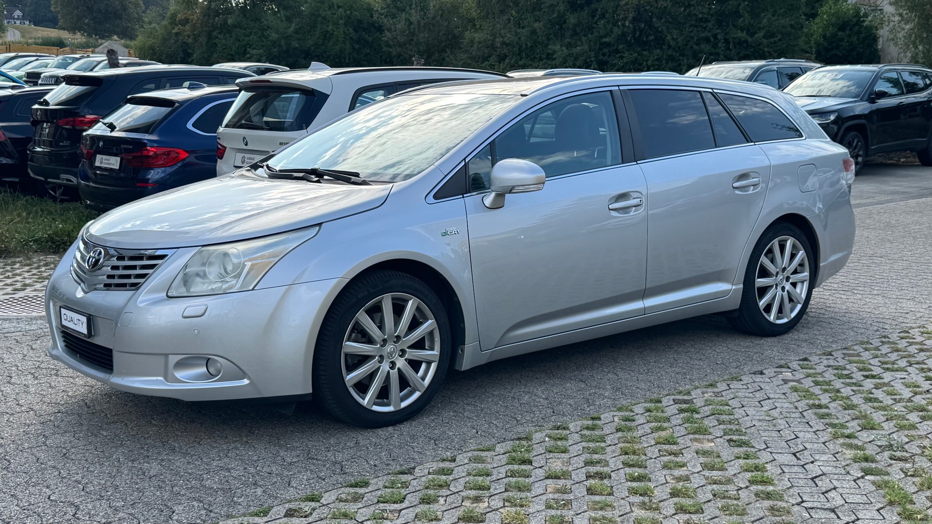 TOYOTA Avensis Sportswagon 2.2D-CAT Linea Sol Premium
