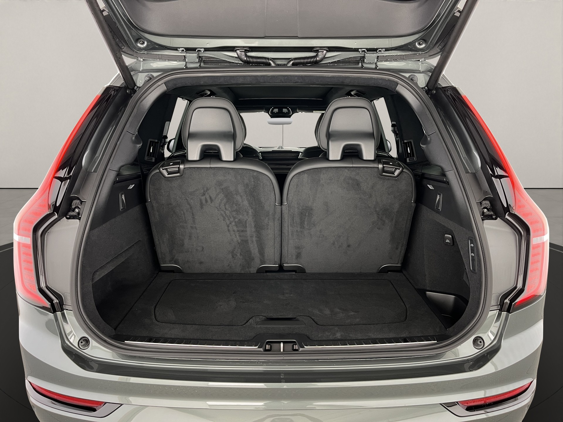 VOLVO XC90 2.0 T8 TE Ultra Dark eAWD-image-5