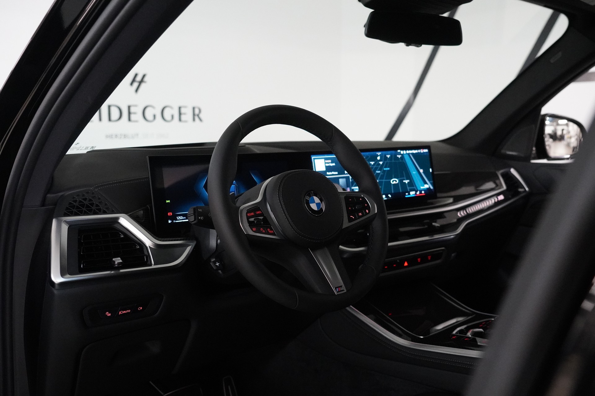 BMW X5 xDrive 48V 30d M Sport Steptronic-image-21