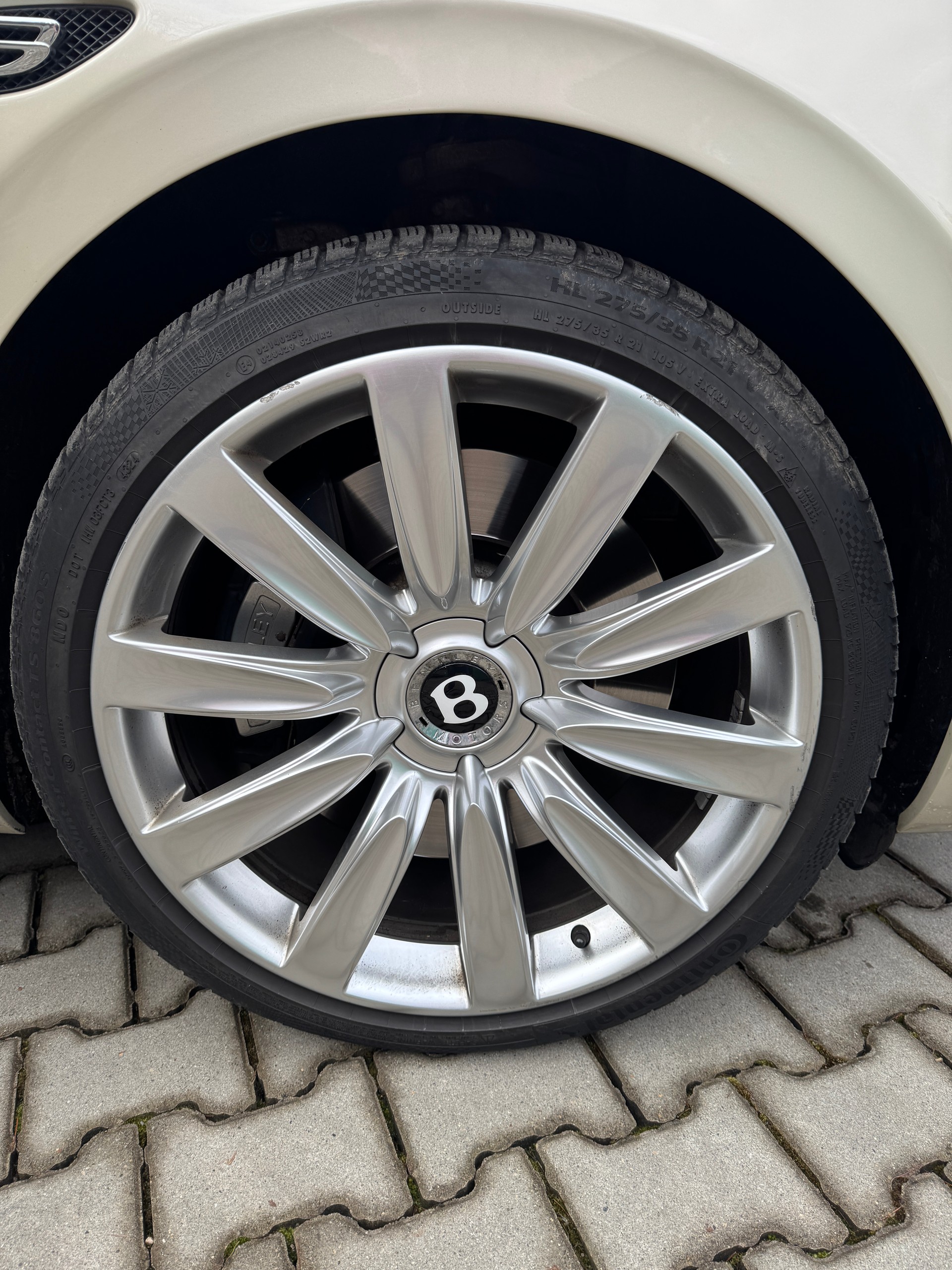 BENTLEY 6.0 V12-image-4