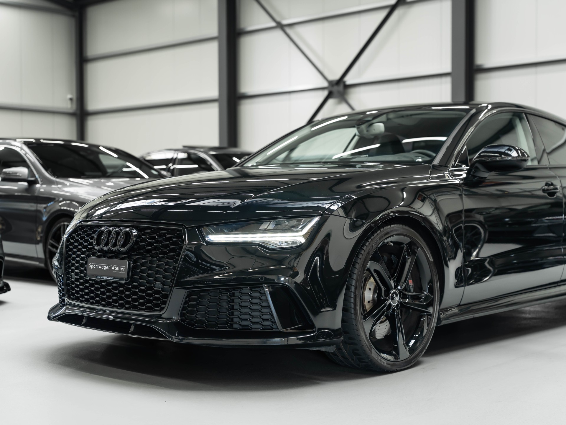 AUDI RS7 Sportback 4.0 TFSI V8 quattro S-tronic-image-12