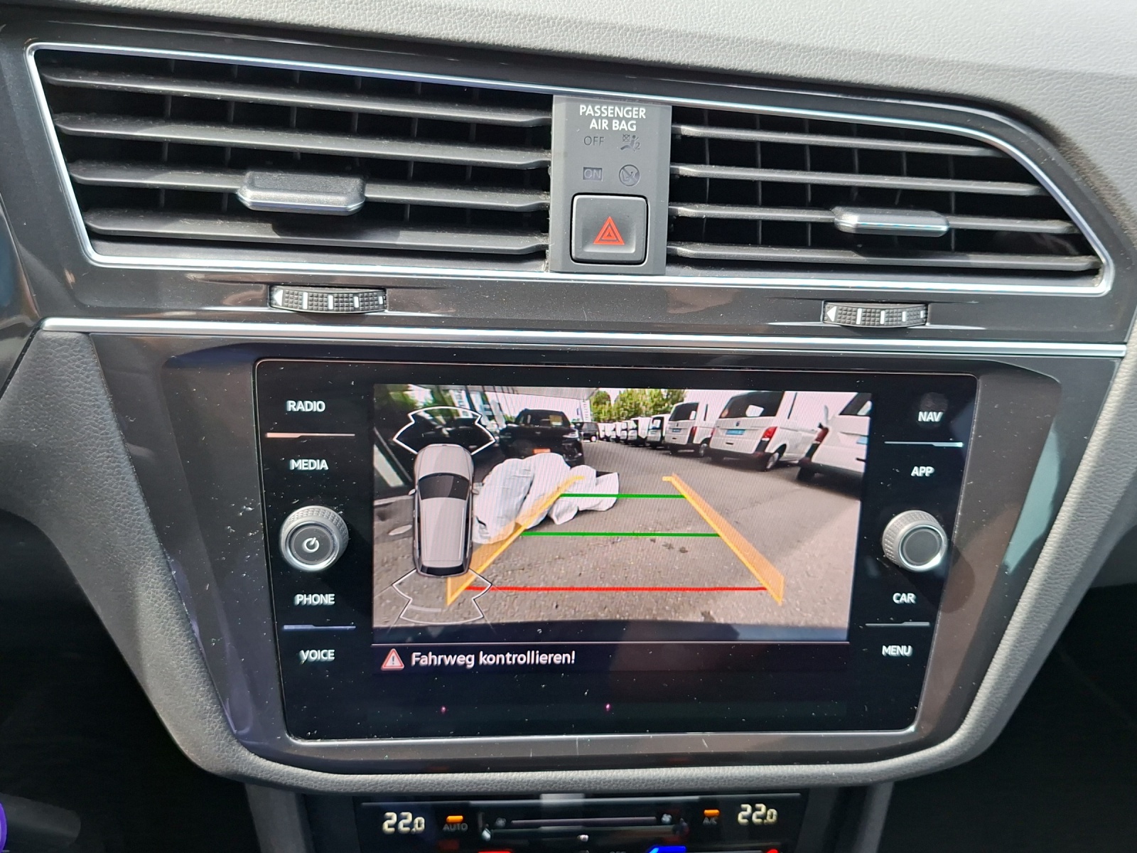 VW Tiguan 2.0TSI R-Line 4Motion DSG-image-15