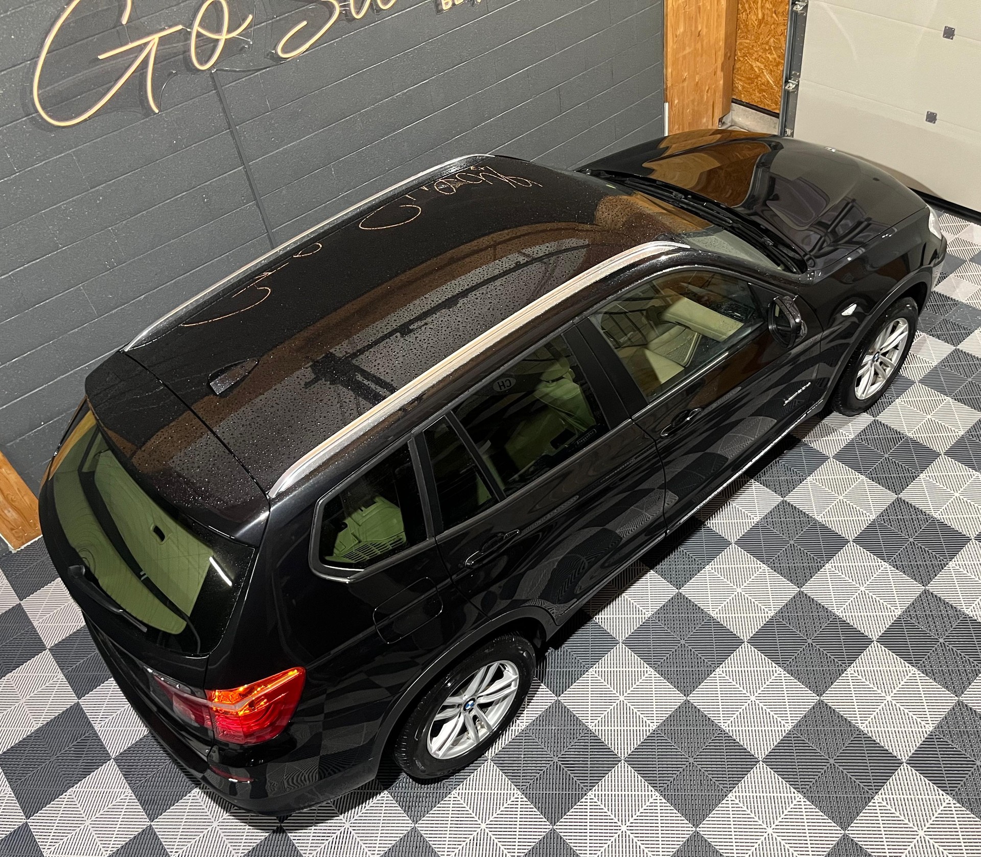 BMW X3 xDrive 20d-showroom-element-2