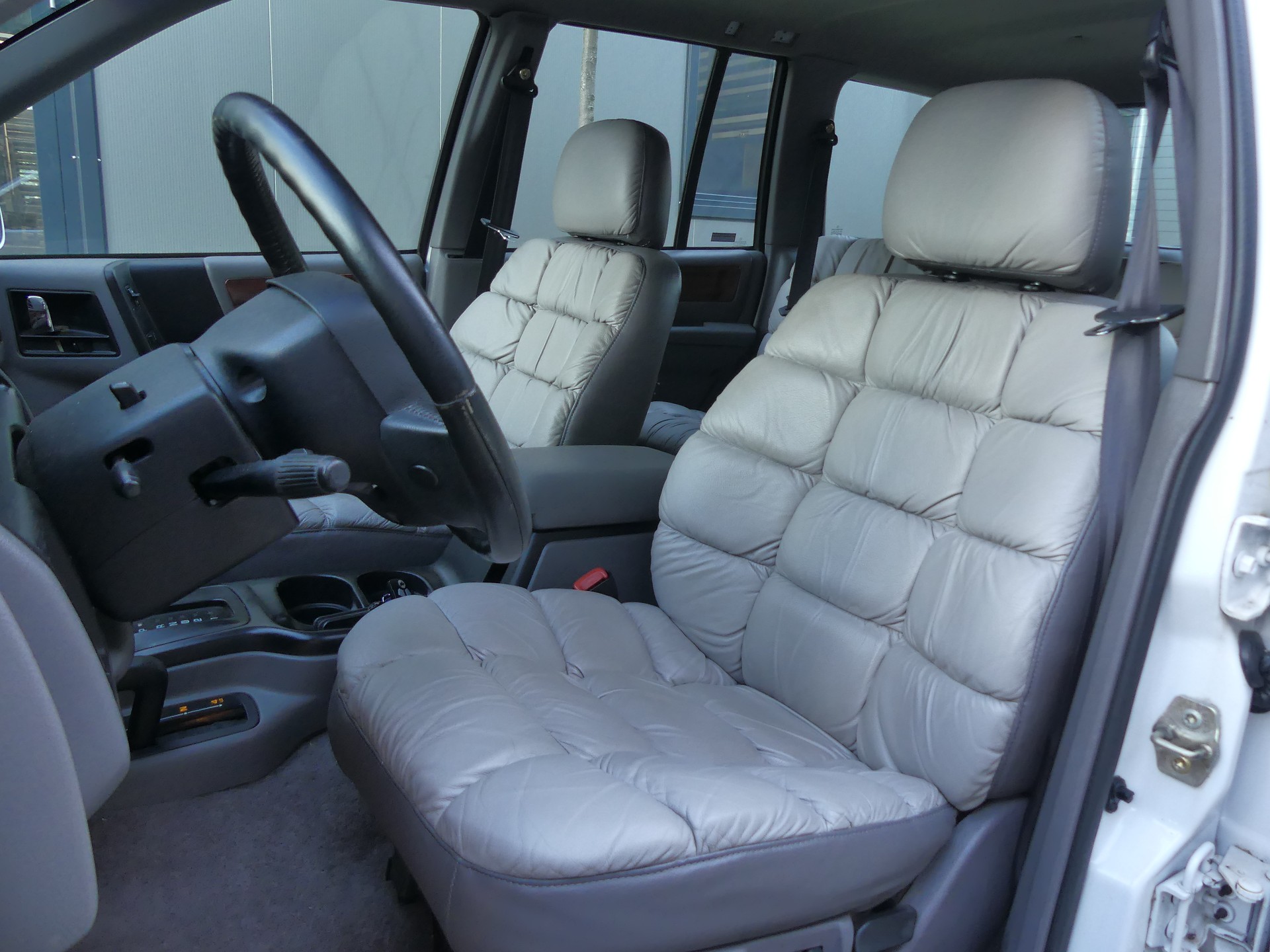 JEEP Grand Cherokee 5.2 Ltd.-image-3