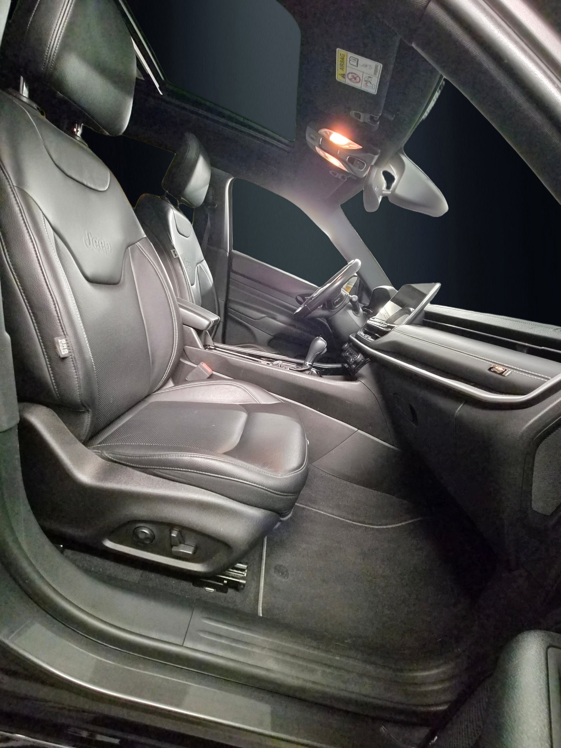 JEEP Compass 1.3 T PHEV 80th Anniversary AWD-image-25