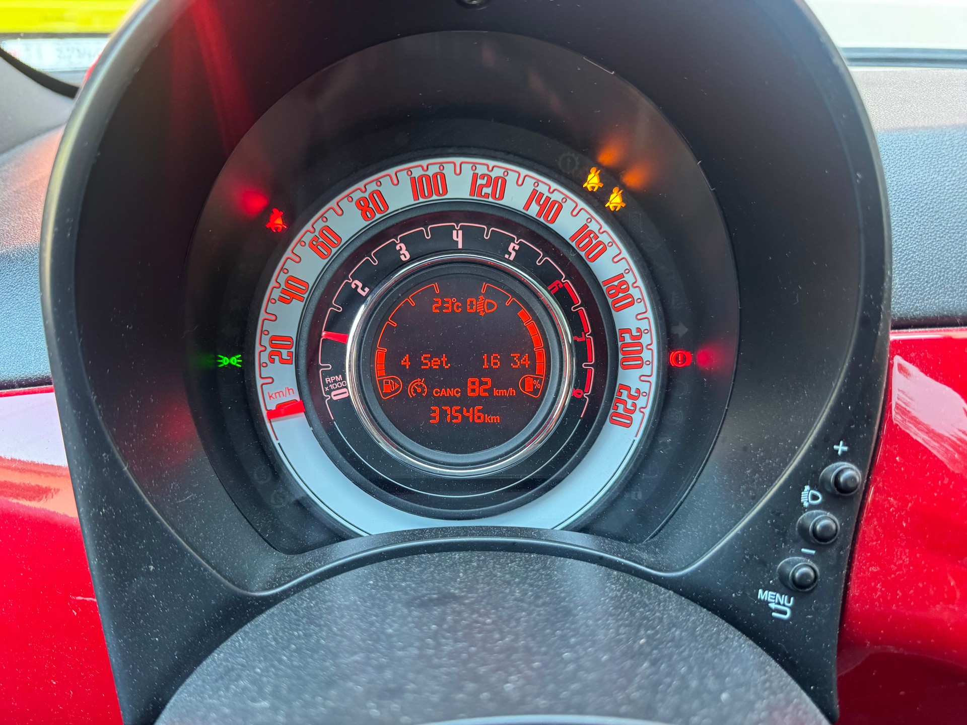 FIAT 500 1.0 N3 MildHybrid Swiss Edition-image-8