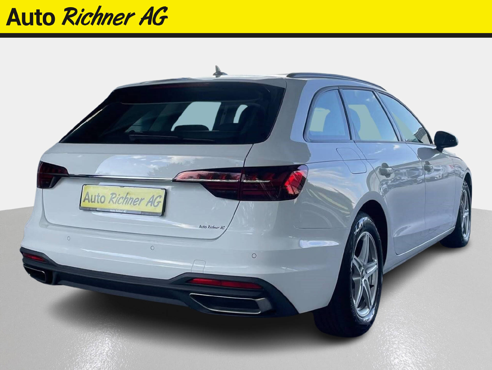 AUDI A4 Avant 2.0 35 TDI Attraction S-Tronic-showroom-element-3