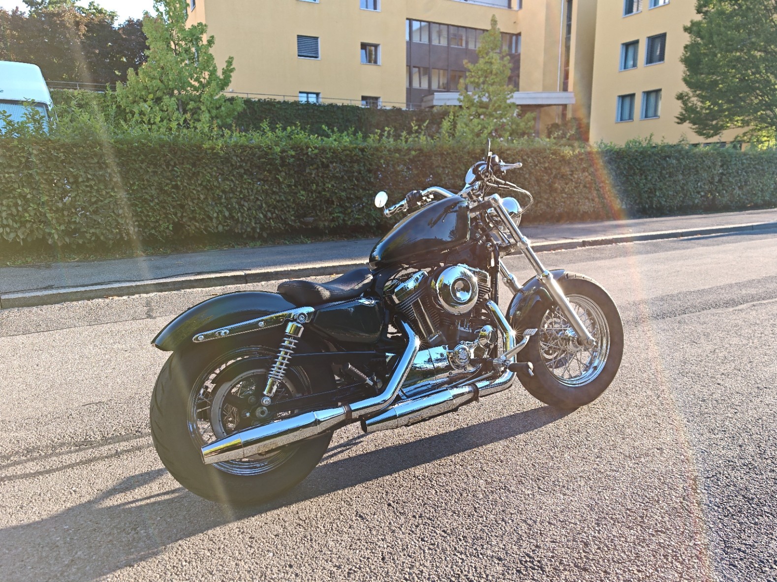 HARLEY-DAVIDSON XLV1200 Seventy Two-image-2