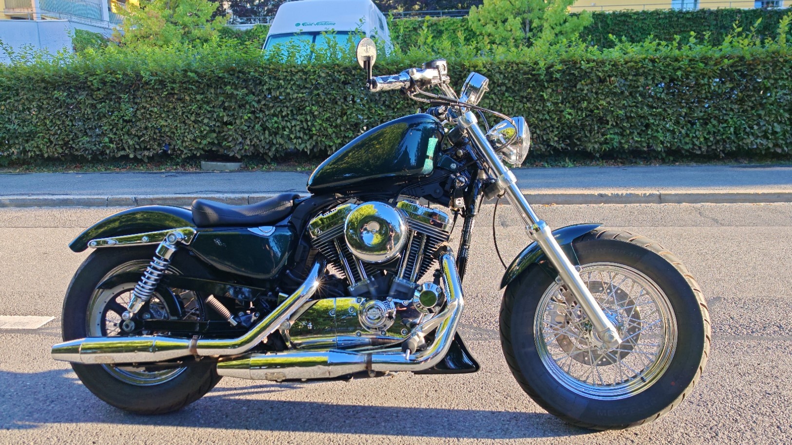 HARLEY-DAVIDSON XLV1200 Seventy Two-image-1