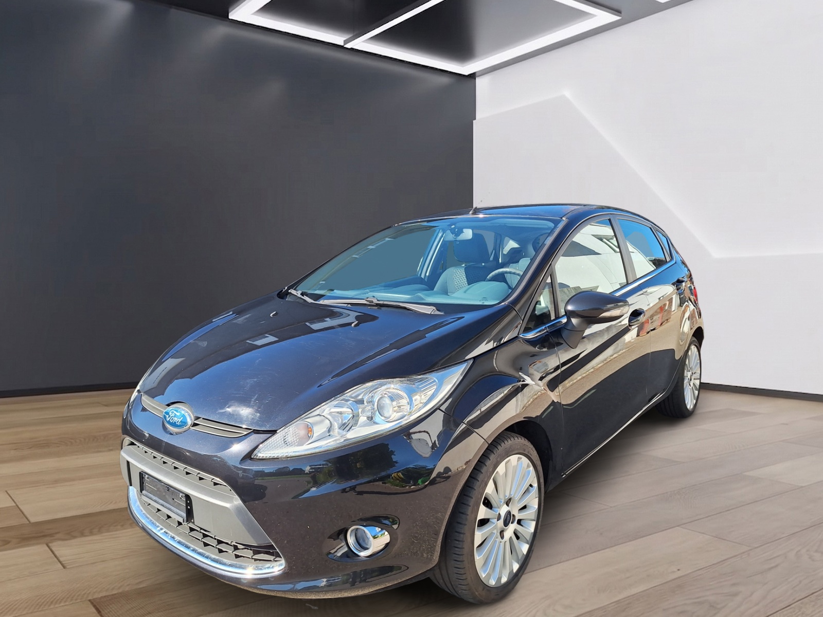 FORD Fiesta 1.4 16V Titanium-showroom-element-2