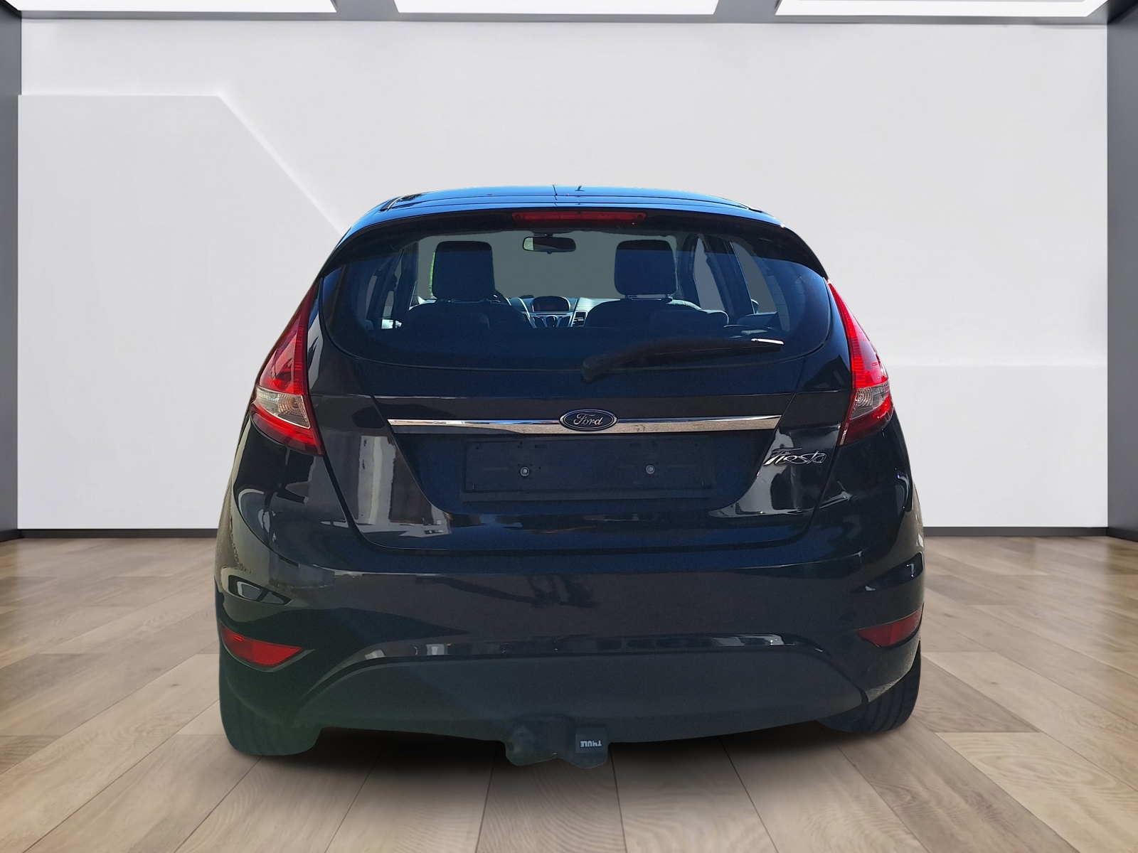 FORD Fiesta 1.4 16V Titanium-showroom-element-3