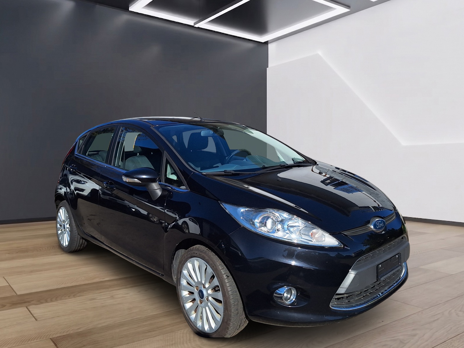 FORD Fiesta 1.4 16V Titanium