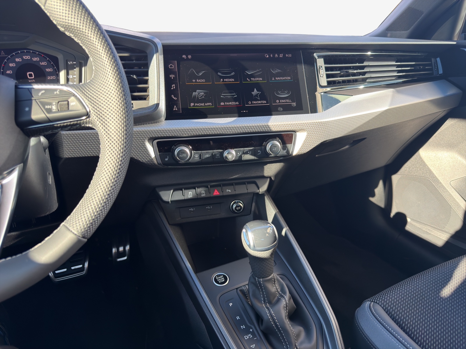 AUDI A1 Sportback 30 TFSI S-tronic-image-10