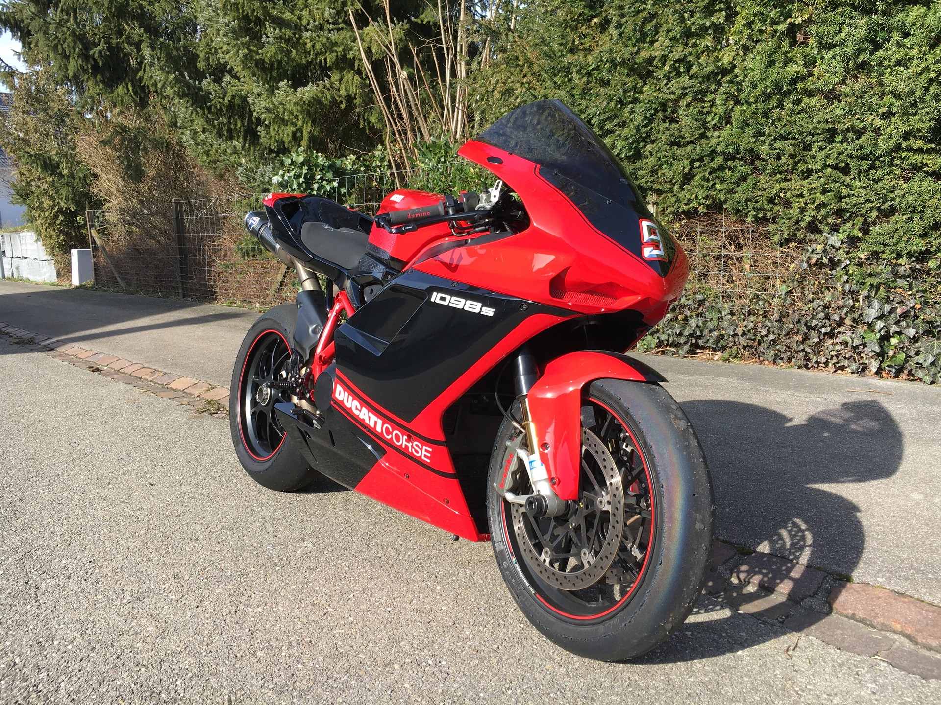 DUCATI 1098 S-image-0