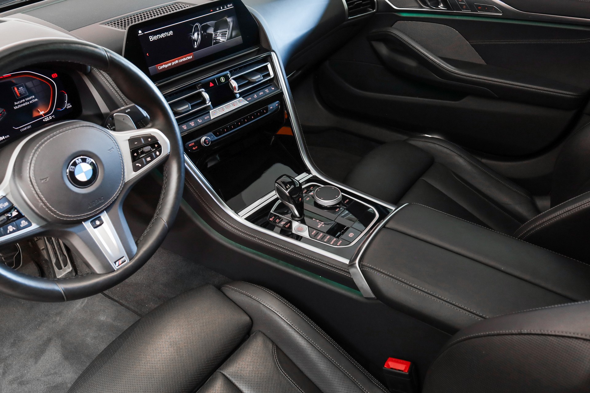 BMW 840d xDrive M Sport GranCoupé Laserlight • Toit panoramique • Jantes M 20"-image-10