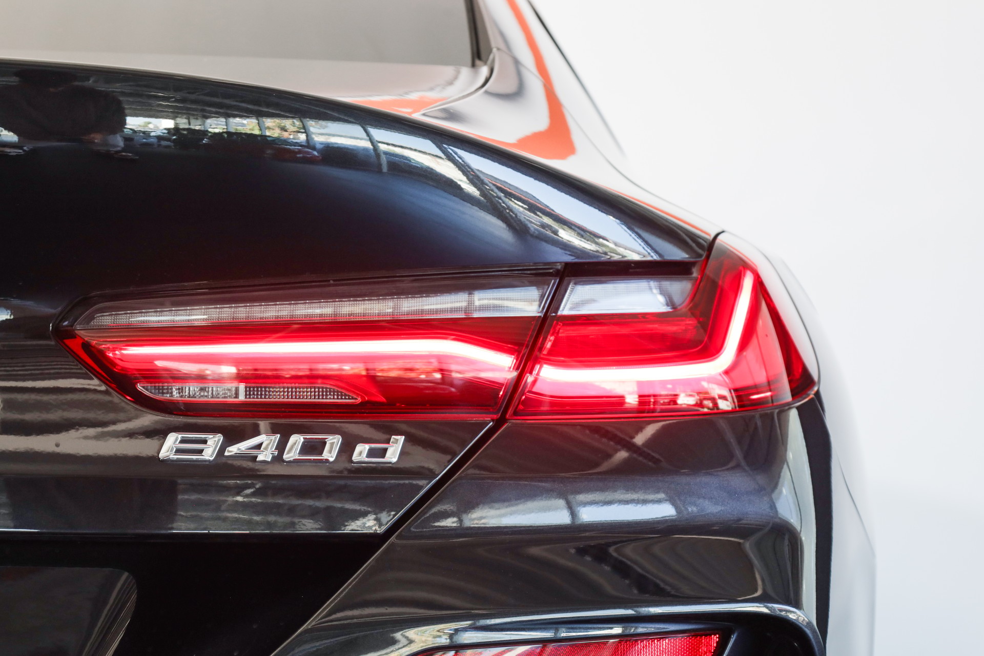 BMW 840d xDrive M Sport GranCoupé Laserlight • Toit panoramique • Jantes M 20"-image-7