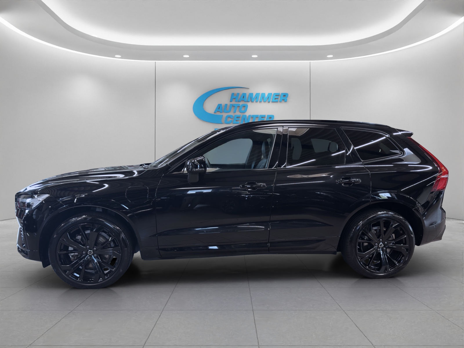 VOLVO XC60 2.0 T8 TE XCENTRIC Black Edition eAWD-image-1