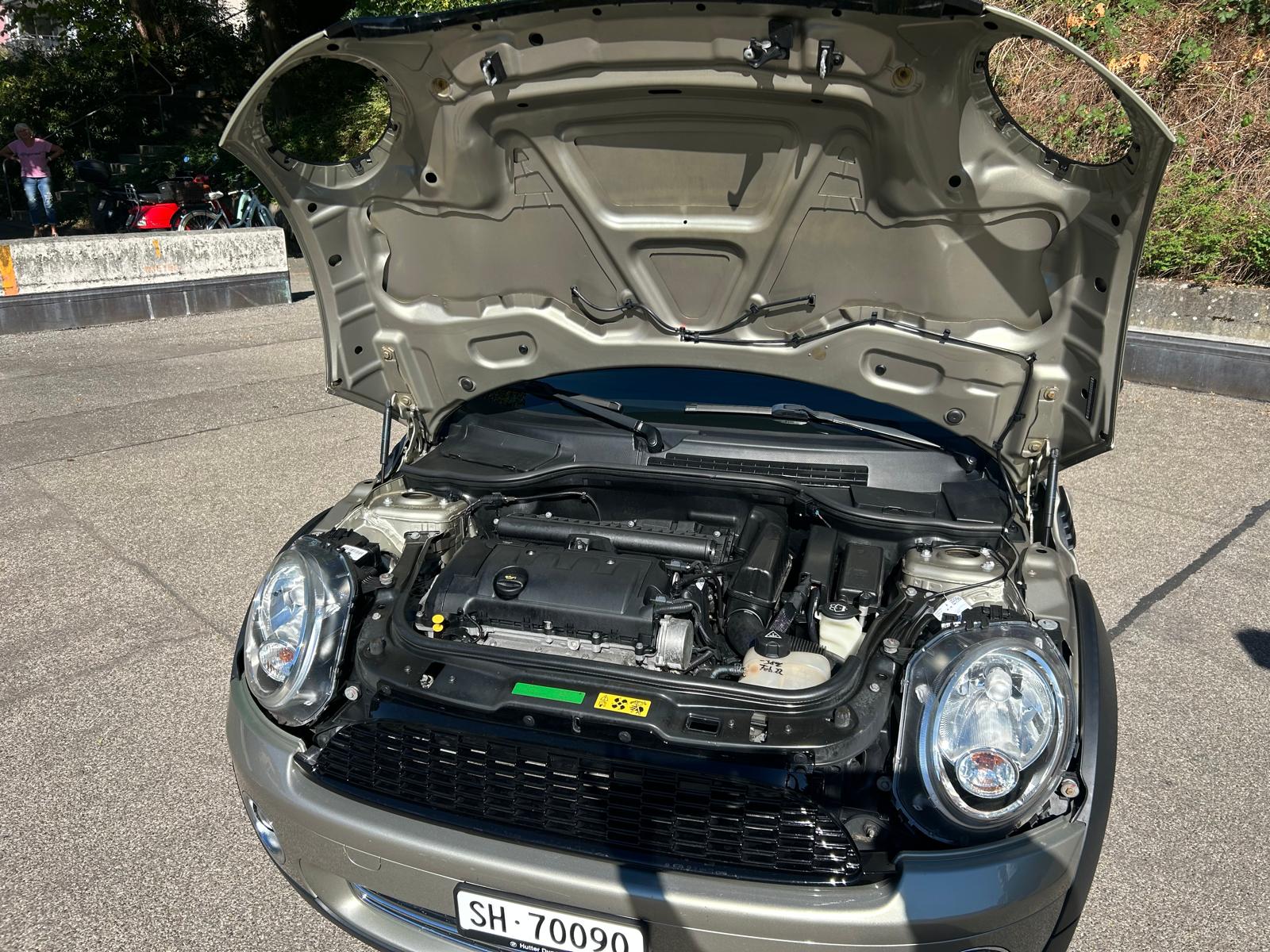 MINI 1.4i One-image-4