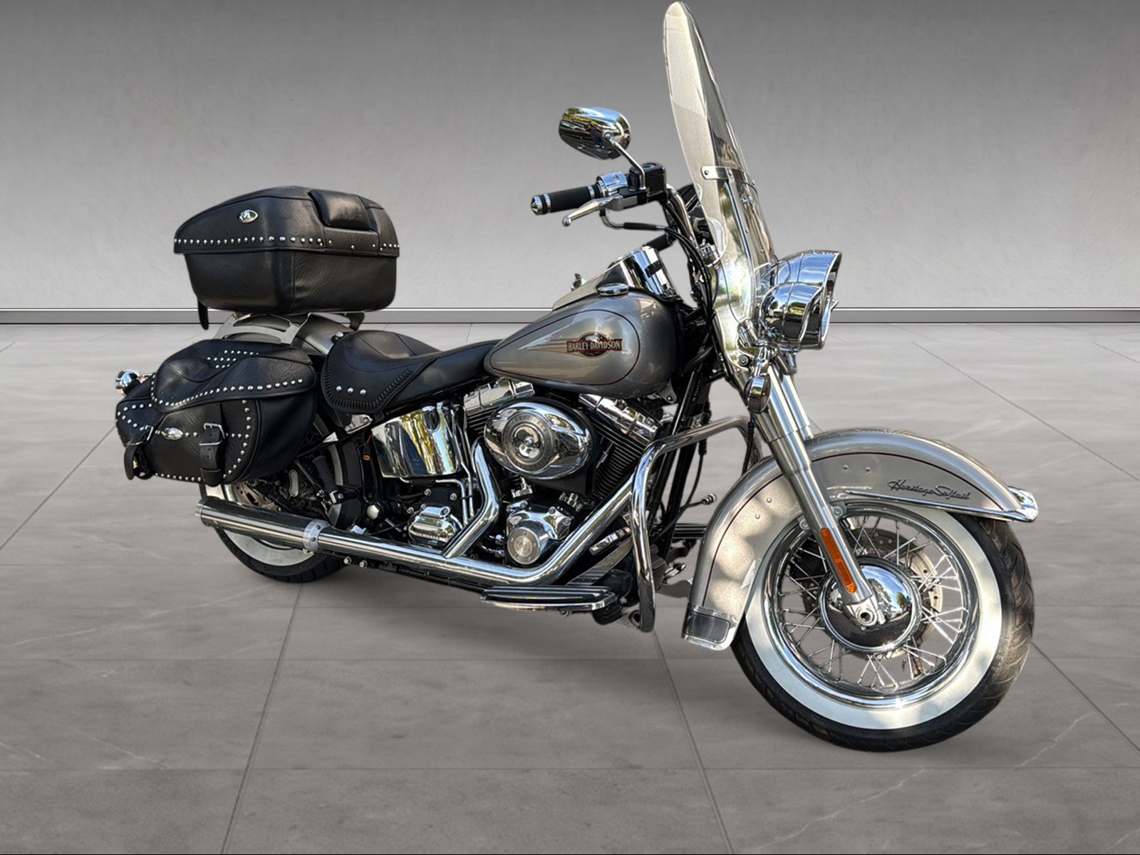 HARLEY-DAVIDSON FLSTCI Softail Classic-image-8
