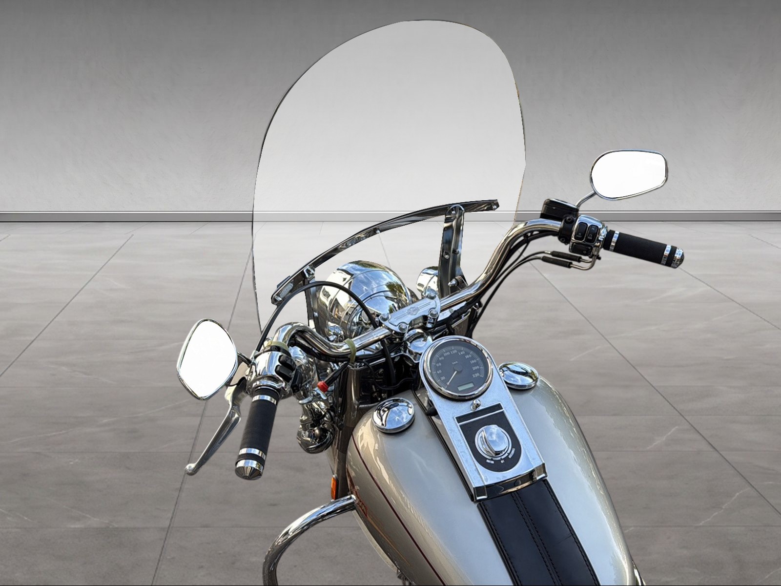 HARLEY-DAVIDSON FLSTCI Softail Classic-image-3