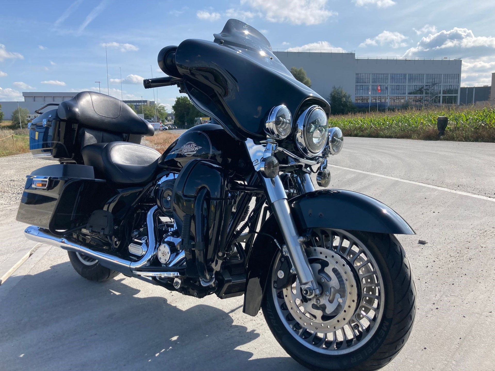 HARLEY-DAVIDSON FLHTC Electra Glide Classic ABS