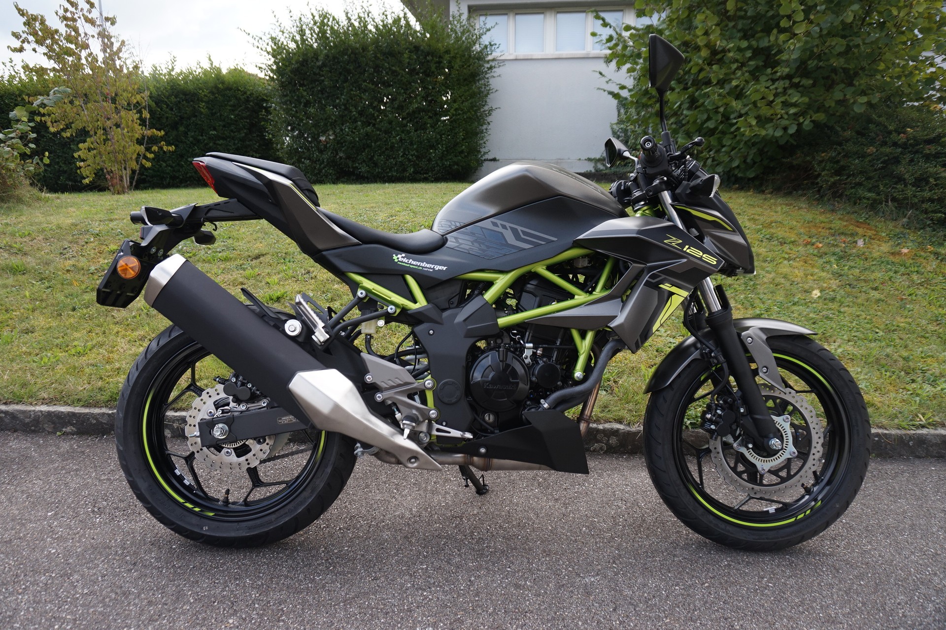 KAWASAKI Z 125 ABS MY24-image-2