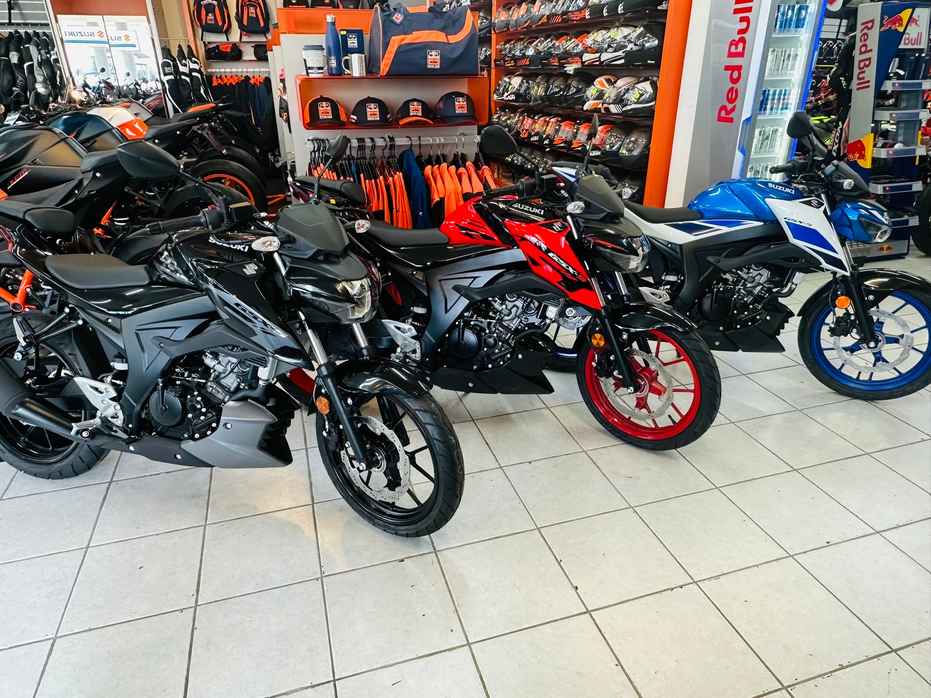 SUZUKI GSX-S 125-image-4