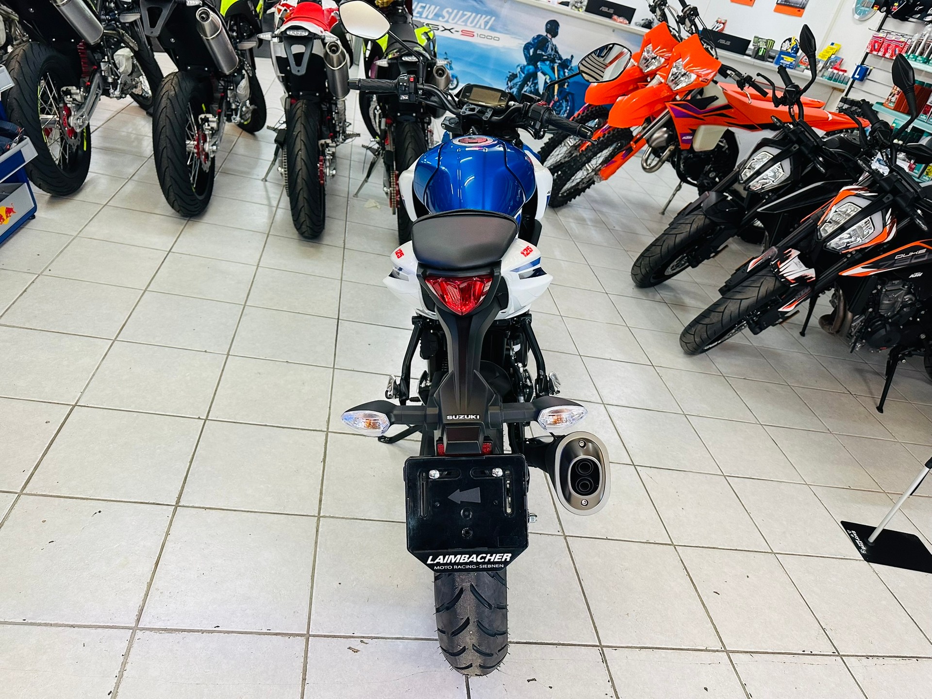 SUZUKI GSX-S 125-image-3