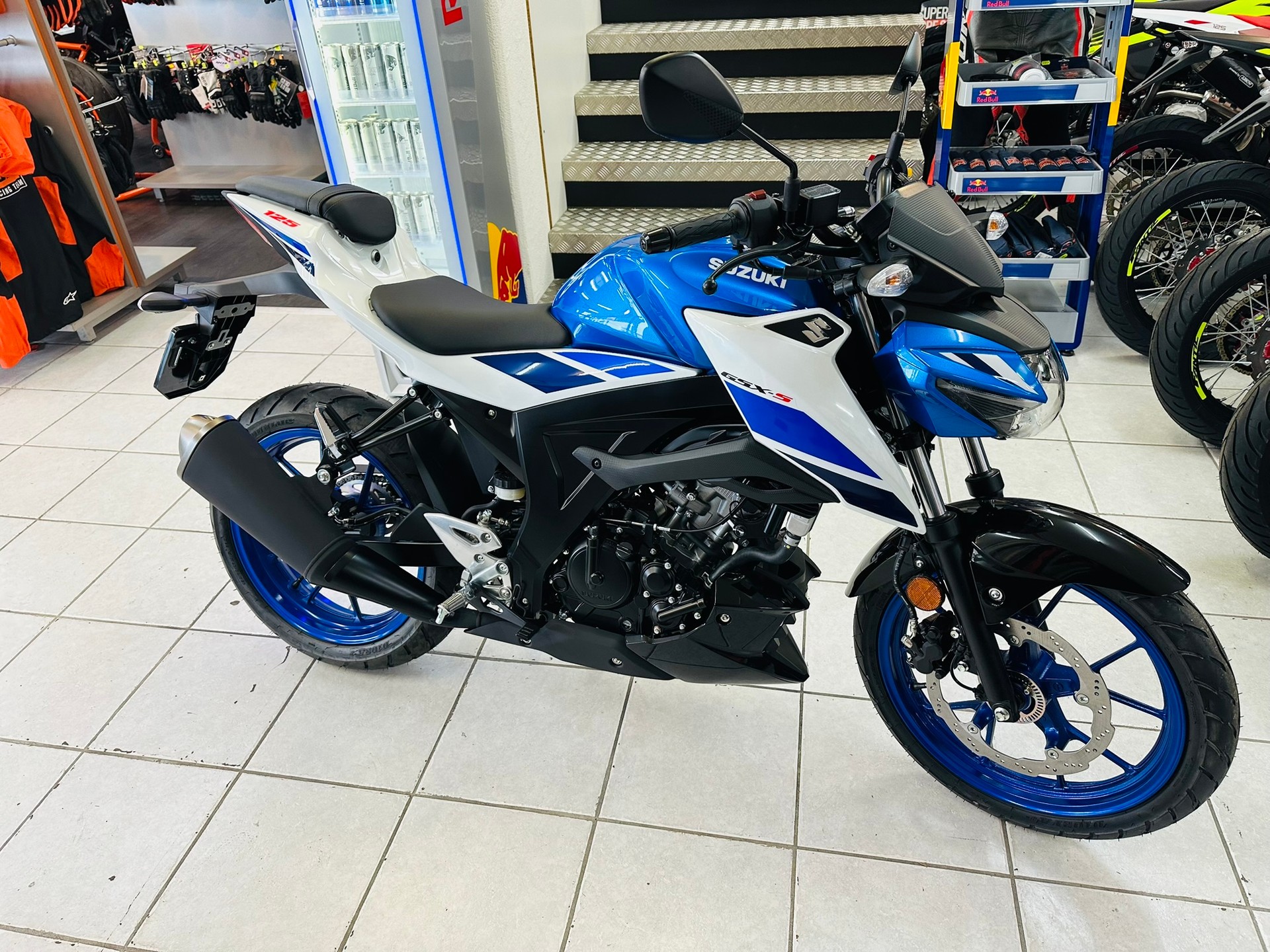 SUZUKI GSX-S 125-image-0