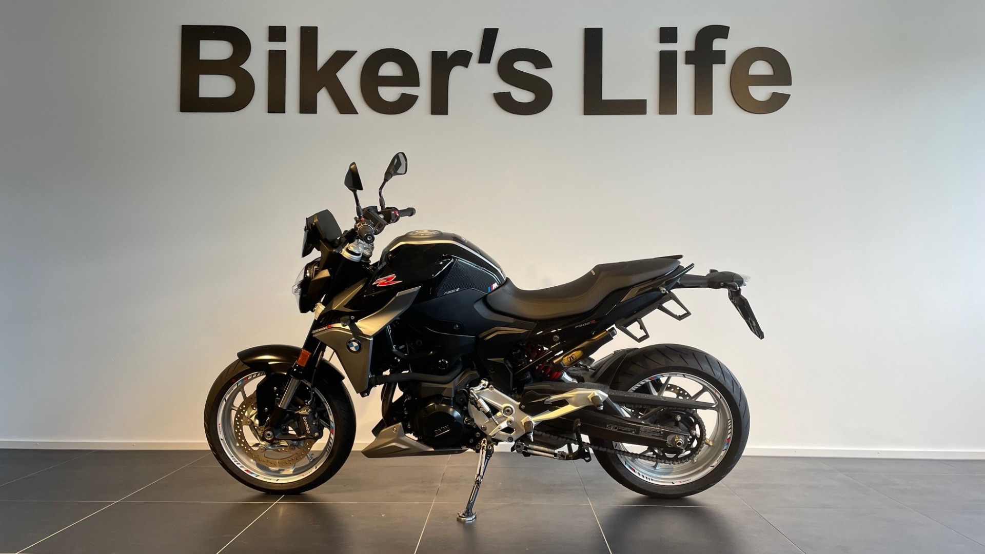 BMW F 900 R-image-1