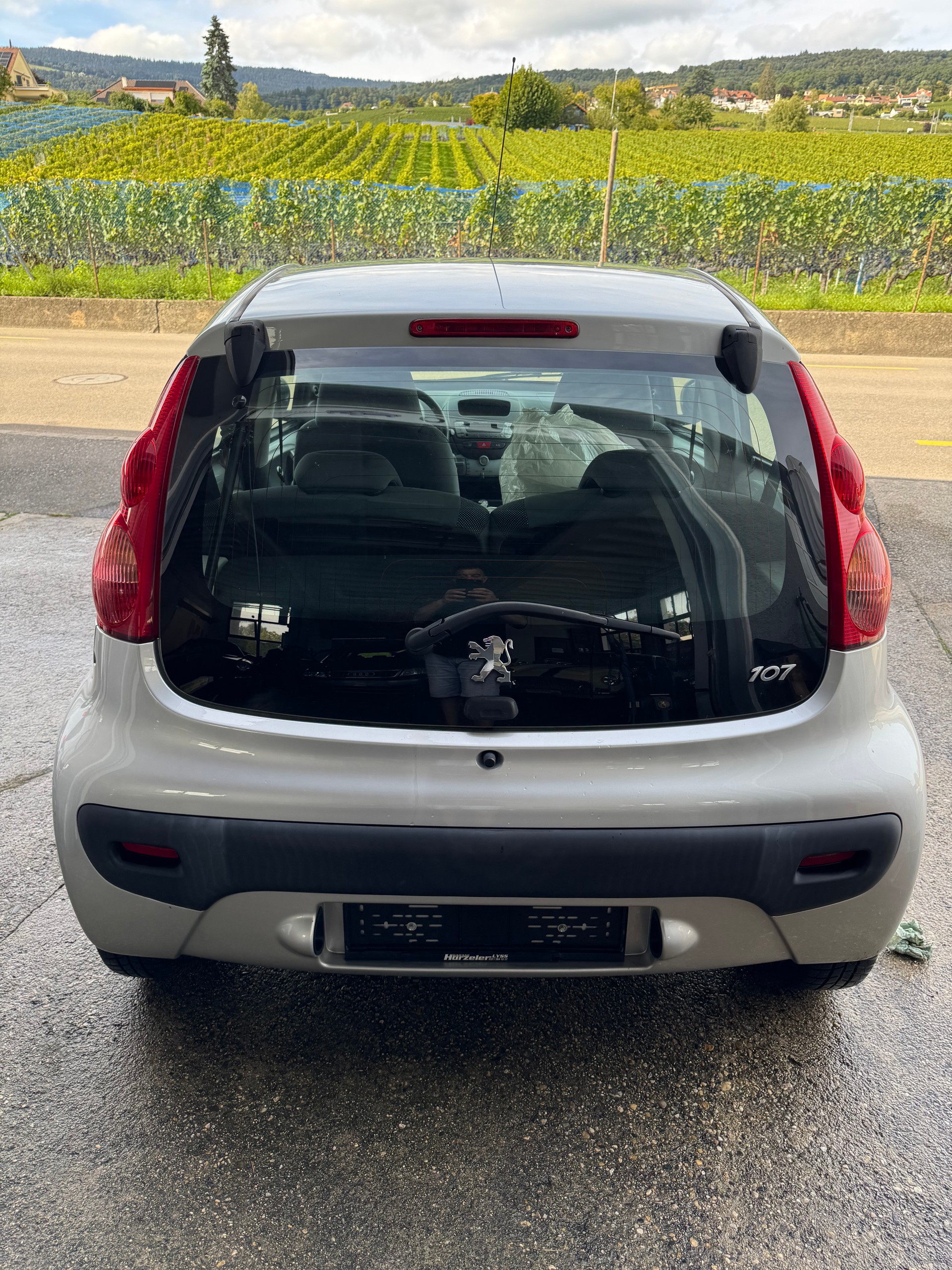 PEUGEOT 107 1.0 Trendy-image-1